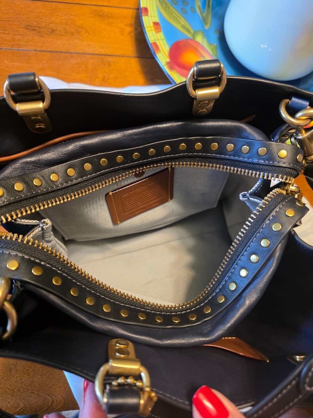 Rogue Bag In Colorblock With Rivets - Picture 6 of 16